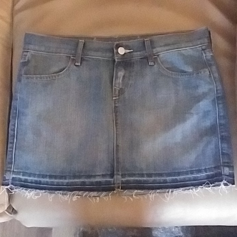 Denim skirt with fringe